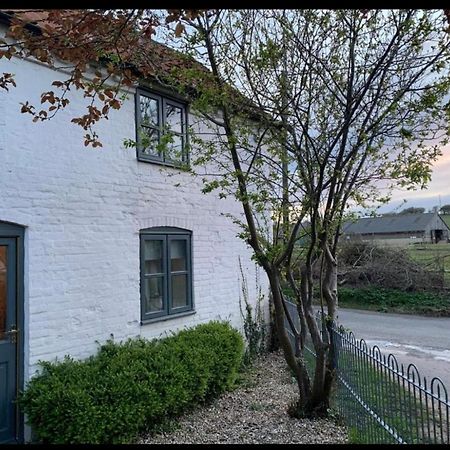 Charming Cottage Lyng  Extérieur photo