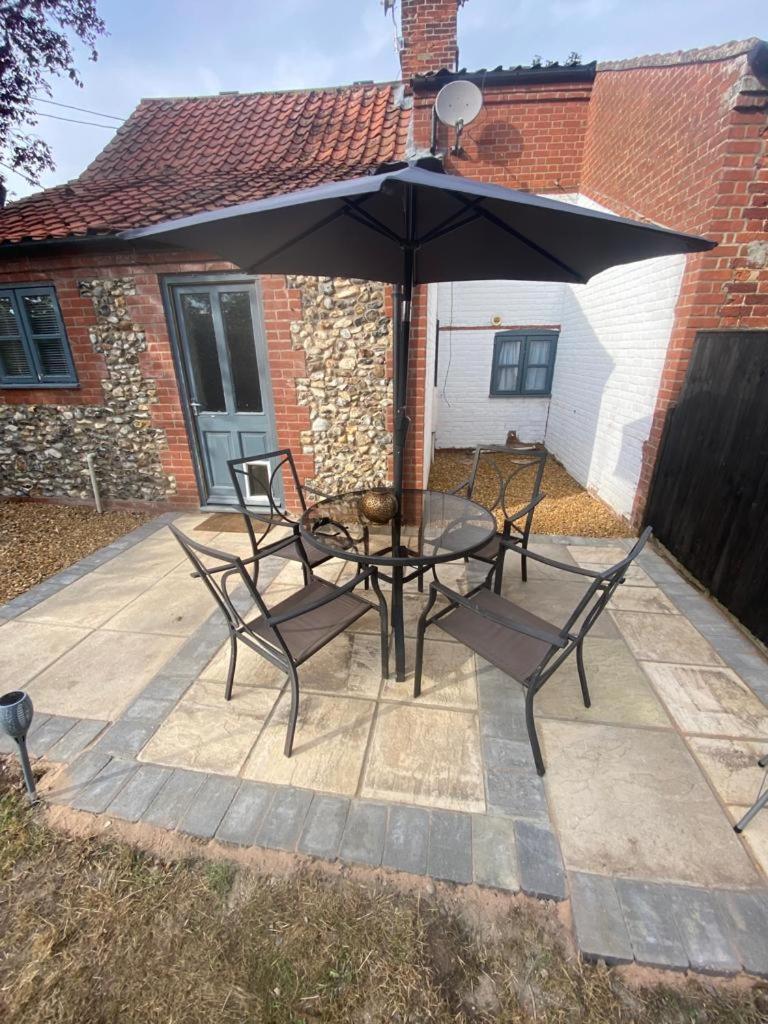 Charming Cottage Lyng  Extérieur photo